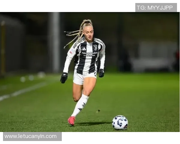 足球明星的妻子安娜揭秘她的生活与支持背后的故事