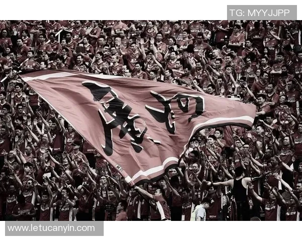 23号当家足球明星的辉煌历程与背后故事揭秘 23号当家足球明星的辉煌历程与背后故事揭秘