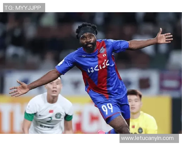 足球明星如王子般闪耀赛场魅力与风采尽显无遗 足球明星如王子般闪耀赛场魅力与风采尽显无遗